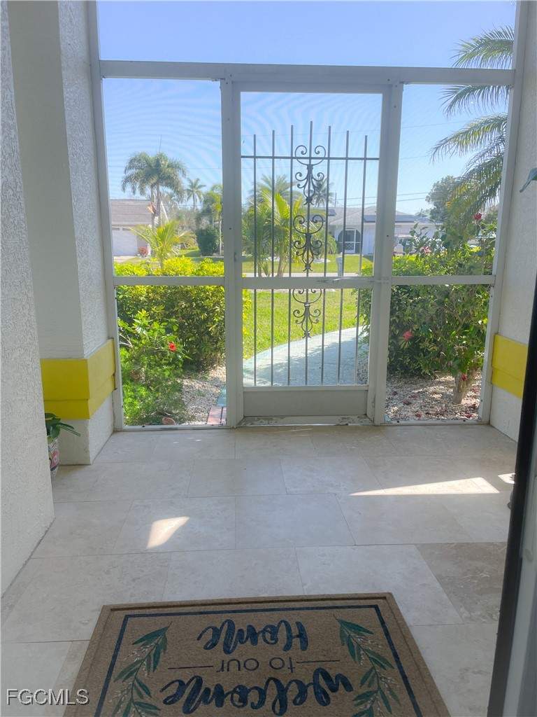 3 bedroom SingleFamilyResidence at 4436 SE 11th Pl, Cape Coral, Cape Coral — photo 4