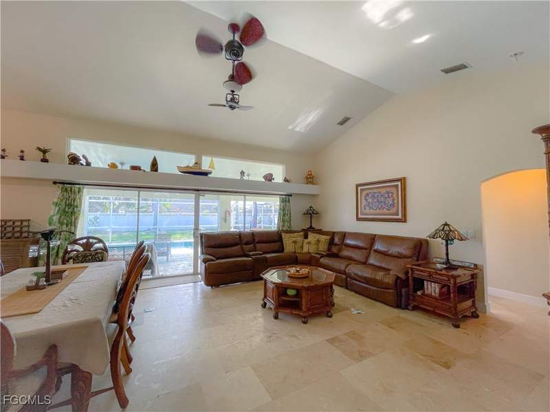 3 bedroom SingleFamilyResidence at 4436 SE 11th Pl, Cape Coral, Cape Coral — photo 5