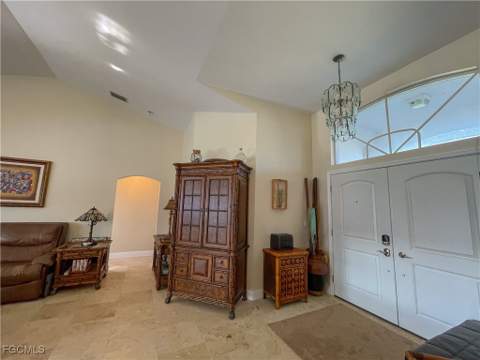 4436 SE 11th Pl, Cape Coral FL - photo 8 of 38