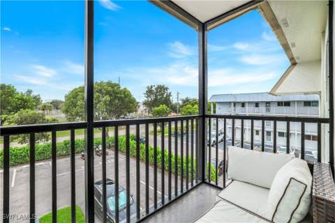 766 Central Ave 313, Naples FL - photo 19 of 30