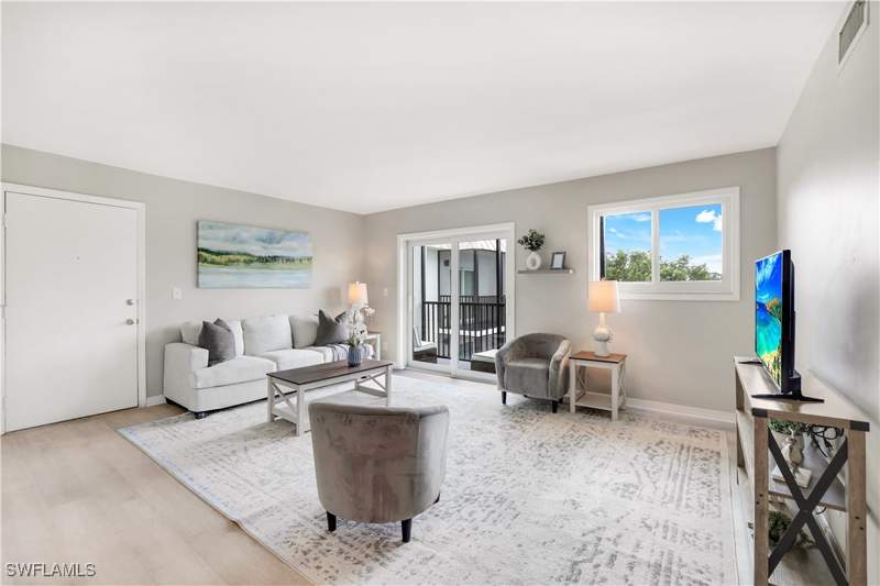 2 bedroom Condominium at 766 Central Ave 313, Central Garden, Naples — photo 4