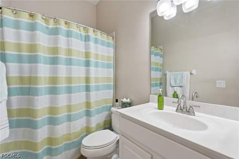 12784 Devonshire Lakes Cir, Fort Myers FL - photo 18 of 44