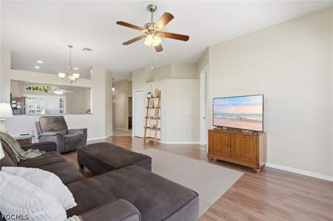 12784 Devonshire Lakes Cir, Fort Myers FL - photo 7 of 44