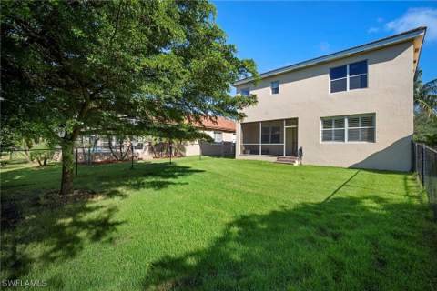 8542 Sumner Ave 1, Fort Myers FL - photo 9 of 18
