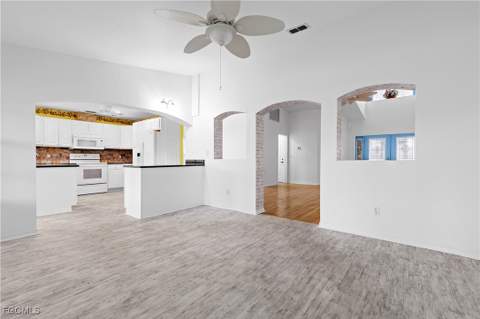 3319 Clubview Dr, North Fort Myers FL - photo 13 of 34