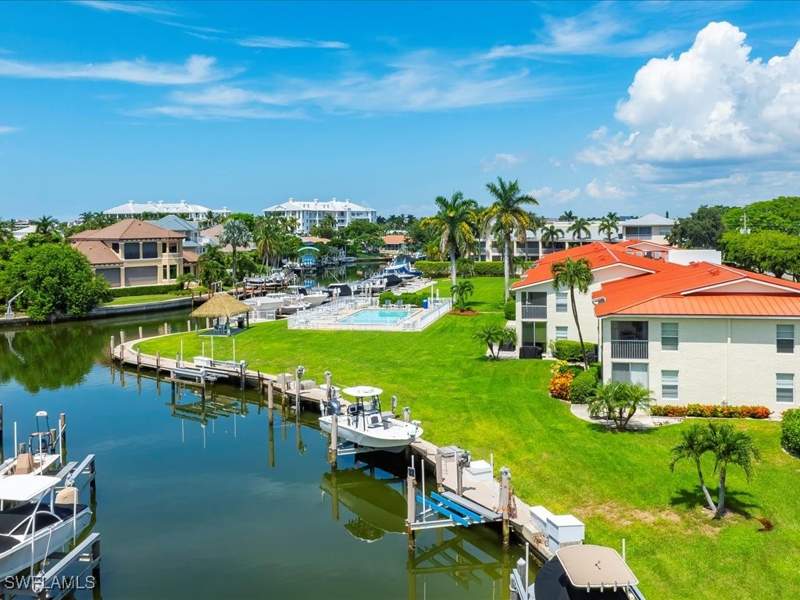2 bedroom Condominium at 1128 Bald Eagle Dr 102, Marco Vistas, Marco Island — photo 2