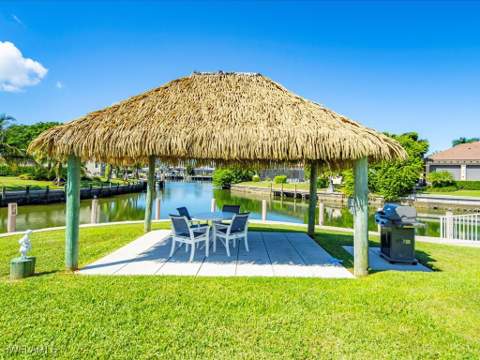 1128 Bald Eagle Dr 102, Marco Island FL - photo 24 of 26