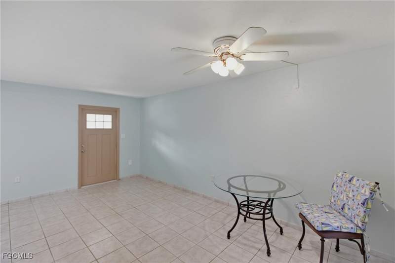 1 bedroom Condominium at 4931 Vincennes Ct 6, Kent II Condo, Cape Coral — photo 5