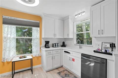 167 Coconut Dr, Fort Myers Beach FL - photo 7 of 34