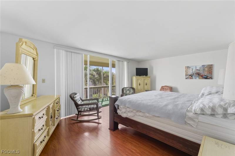 2 bedroom Townhouse at 2907 Del Prado Blvd S B7, Del Prado Park Townhouses Condo, Cape Coral — photo 5