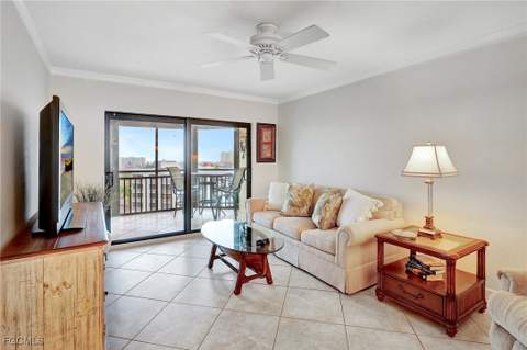 4263 Bay Beach Ln 714, Fort Myers Beach FL - photo 7 of 45