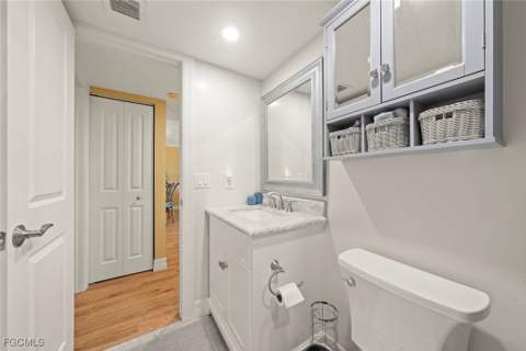 15634 Carriedale Ln 4, Fort Myers FL - photo 24 of 45