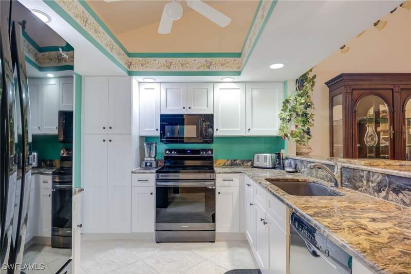 2 bedroom Condominium at 20010 Wolfel Trl, Greenwood Village At Breckenridge, Estero — photo 3
