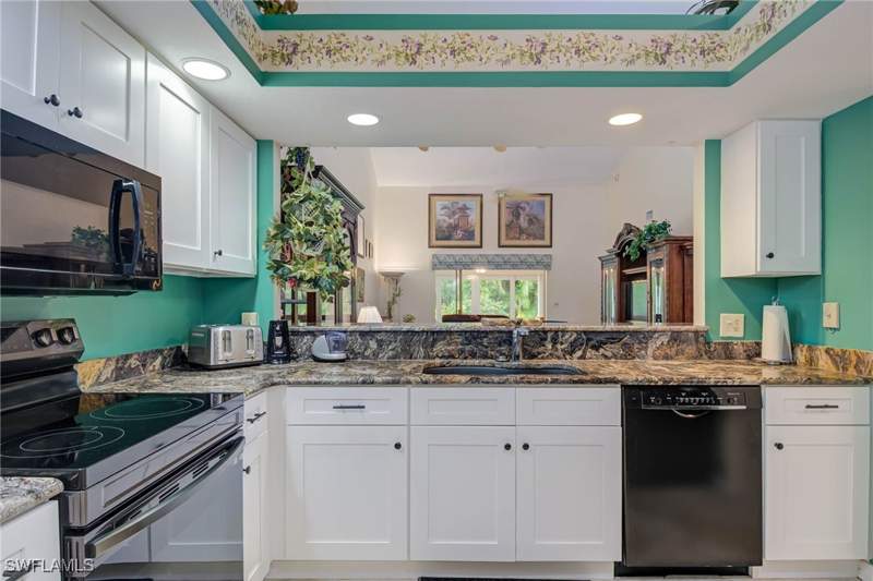 2 bedroom Condominium at 20010 Wolfel Trl, Greenwood Village At Breckenridge, Estero — photo 4
