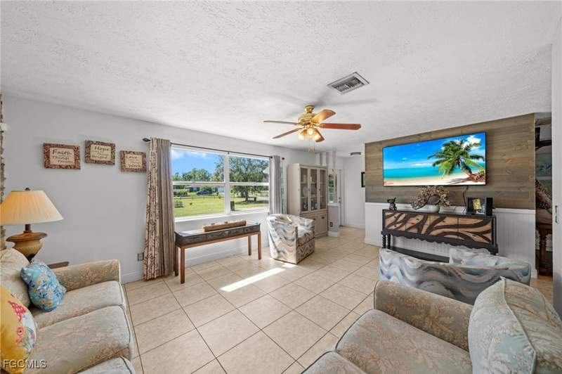 3 bedroom SingleFamilyResidence at 4121 16th Ave NE, Golden Gate Estates, Naples — photo 3