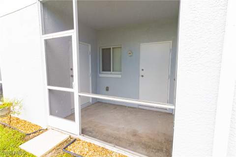 8555 Bernwood Cove Loop 105, Fort Myers FL - photo 23 of 30