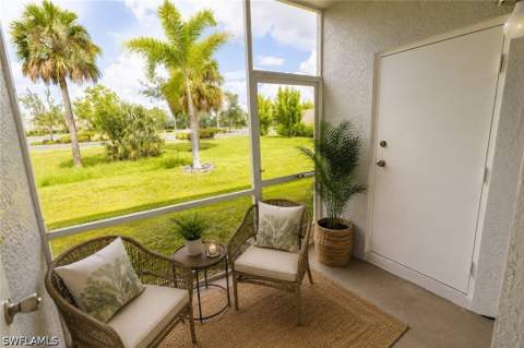8555 Bernwood Cove Loop 105, Fort Myers FL - photo 6 of 30