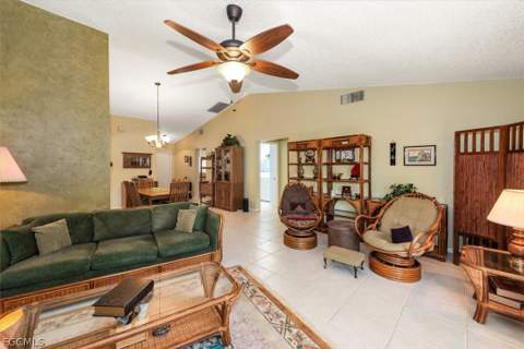 13108 Tall Pine Cir, Fort Myers FL - photo 13 of 33