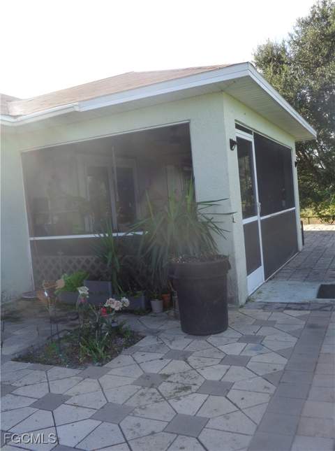 814 Rocaille Ave, Fort Myers FL - photo 8 of 50