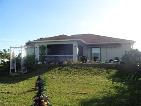 814 Rocaille Ave, Fort Myers FL - photo 9 of 50