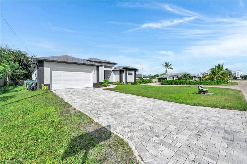 3 bedroom SingleFamilyResidence at 2218 SW 25th St, Cape Coral, Cape Coral — photo 4