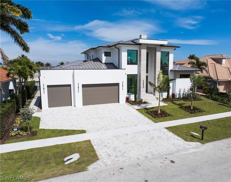 5 bedroom SingleFamilyResidence at 159 Dan River Ct, Marco Beach, Marco Island — photo 3