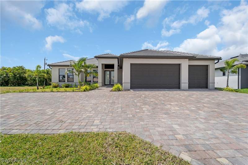 3 bedroom SingleFamilyResidence at 3410 Ceitus Pkwy, Cape Coral, Cape Coral — photo 2