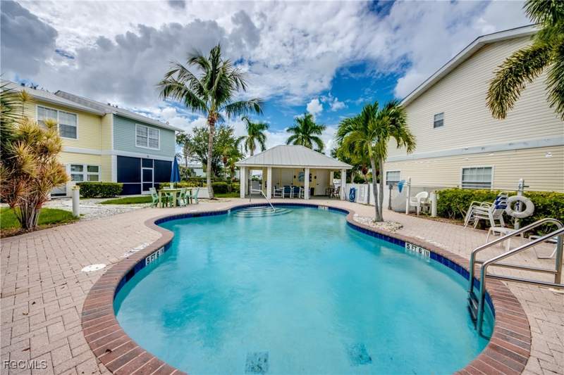 2 bedroom Condominium at 3347 N Key Dr 36, Shipyard Villas, North Fort Myers — photo 3