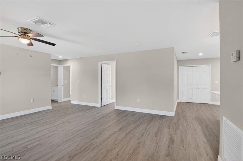 3 bedroom SingleFamilyResidence at 2907 38th St W, Lehigh Acres, Lehigh Acres — photo 5