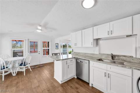 7031 Armadillo Way, Fort Myers FL - photo 10 of 25