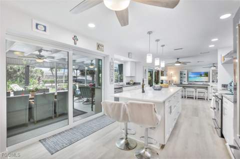 930 Lindgren Blvd, Sanibel FL - photo 11 of 47