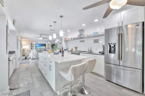 930 Lindgren Blvd, Sanibel FL - photo 12 of 47