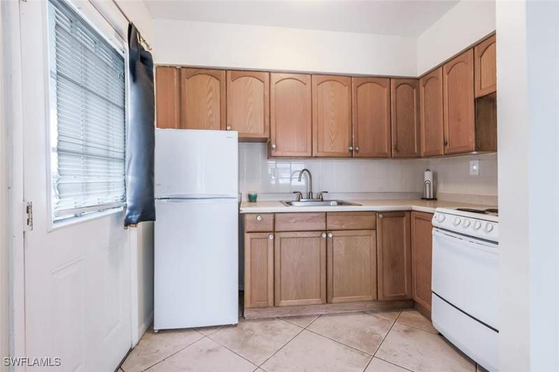2 bedroom Condominium at 1062 Hartley Ave 110, Marco Manor Club, Marco Island — photo 4