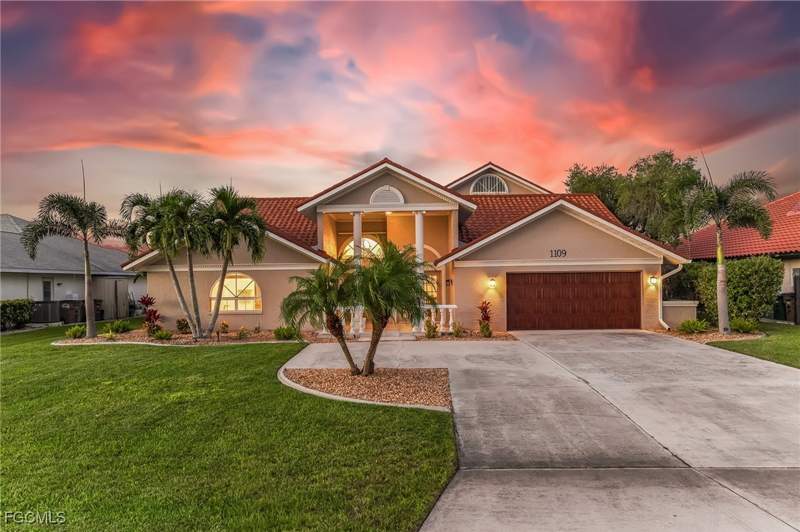3 bedroom SingleFamilyResidence at 1109 SW 44th St, Cape Coral, Cape Coral — photo 4
