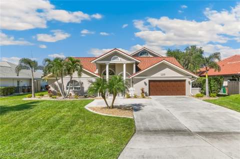 1109 SW 44th St, Cape Coral FL - photo 6 of 50