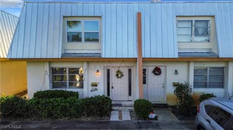 4924 Hawaii Blvd 5, Naples FL - photo 10 of 50