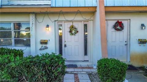 4924 Hawaii Blvd 5, Naples FL - photo 11 of 50