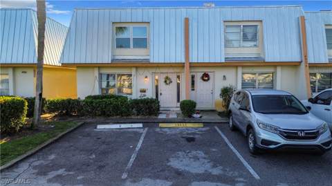 4924 Hawaii Blvd 5, Naples FL - photo 9 of 50
