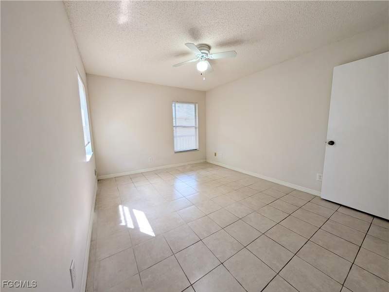 2 bedroom Condominium at 5305 Summerlin Rd 514, Mystic Gardens, Fort Myers — photo 5