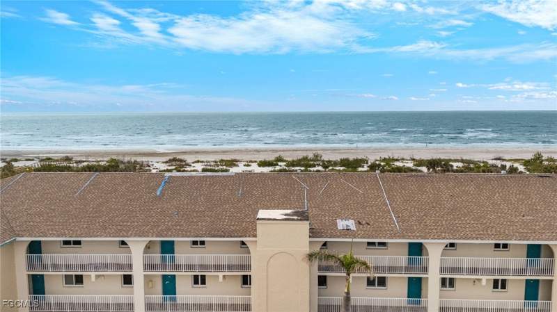 2 bedroom Condominium at 527 E Gulf DR 204, GULF BEACH CONDO, Sanibel — photo 4
