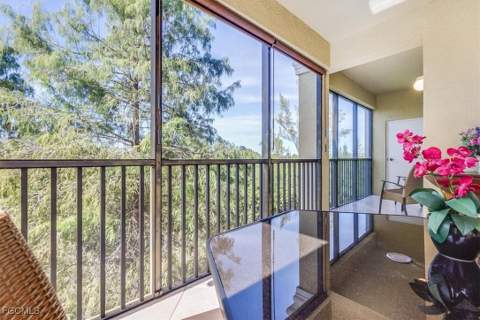 10060 Lake Cove Dr 202, Fort Myers FL - photo 18 of 46