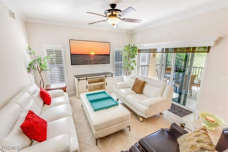 3 bedroom Condominium at 10060 Lake Cove Dr 202, Fisherman'S Cove, Fort Myers — photo 2