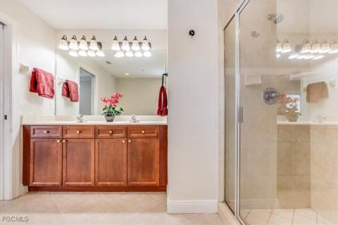 10060 Lake Cove Dr 202, Fort Myers FL - photo 23 of 46