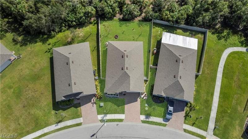3 bedroom SingleFamilyResidence at 8880 Cascade Price Cir, Brightwater, North Fort Myers — photo 5