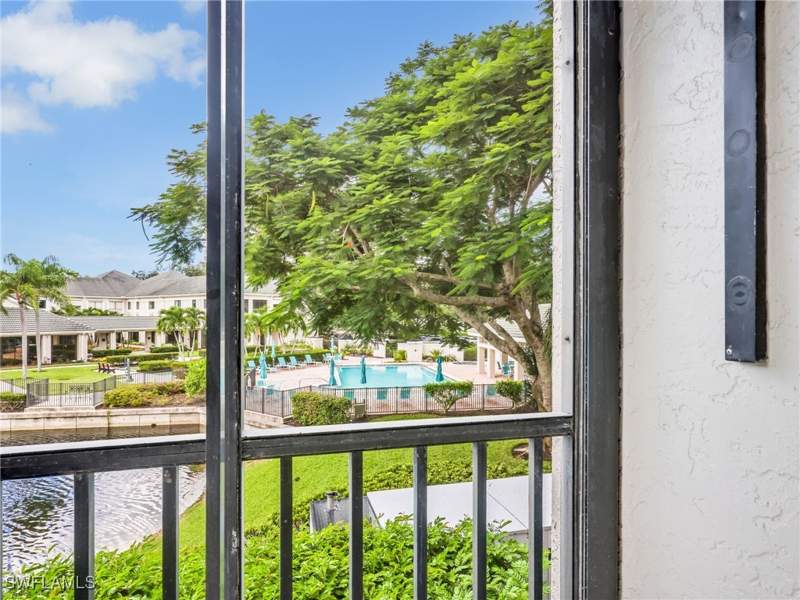 2 bedroom Condominium at 900 Arbor Lake Dr 9-206, Arbor Trace, Naples — photo 4
