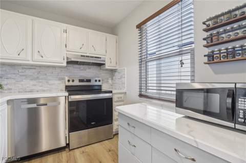 1724 Pine Valley Dr 310, Fort Myers FL - photo 14 of 26