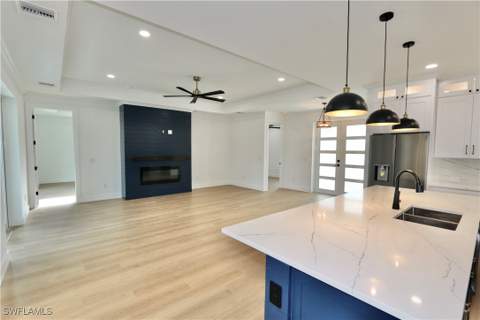 539 37th Ave NW, Naples FL - photo 10 of 44