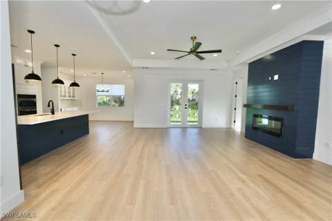 539 37th Ave NW, Naples FL - photo 11 of 44