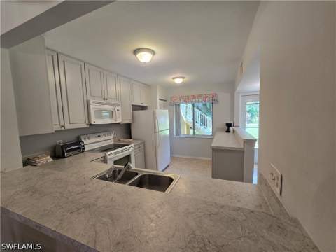 5622 Woodmere Lake Cir B102, Naples FL - photo 19 of 41