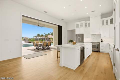 211 Landmark St, Marco Island FL - photo 11 of 50